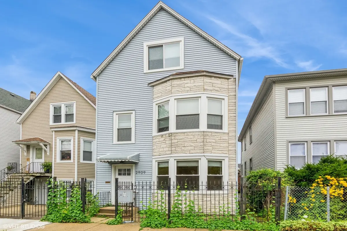 2909 N Ridgeway Avenue, Chicago, IL 60618 - #1