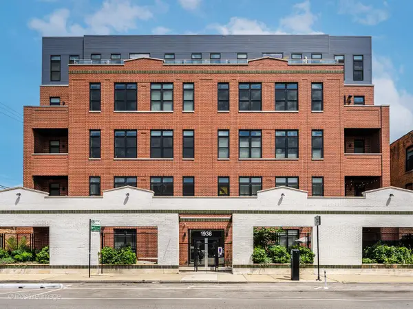 1938 W Augusta Boulevard #304, Chicago, IL 60622