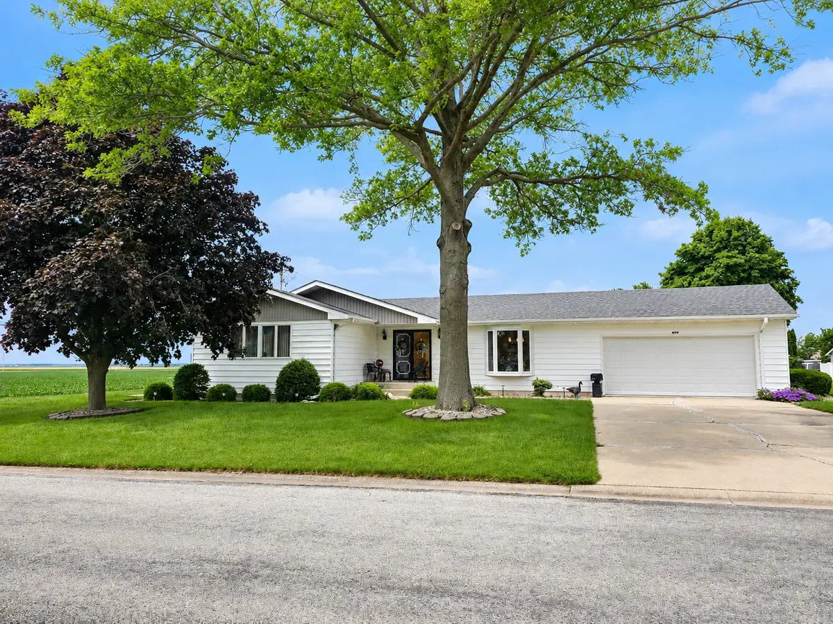 606 E Fine Street, Ashkum, IL 60911 - #1
