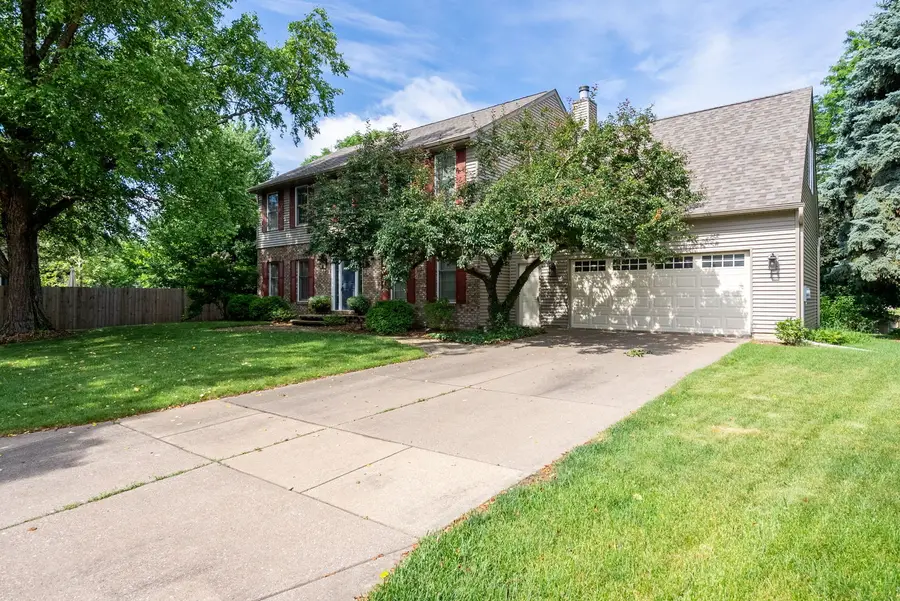 1926 Ashford Road, Bettendorf, IA 52722 - #2