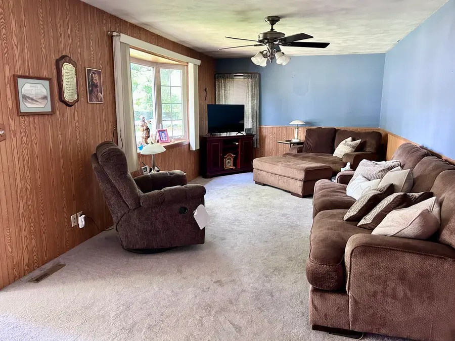 4 Geneske Court, Streator, IL 61364 - #2