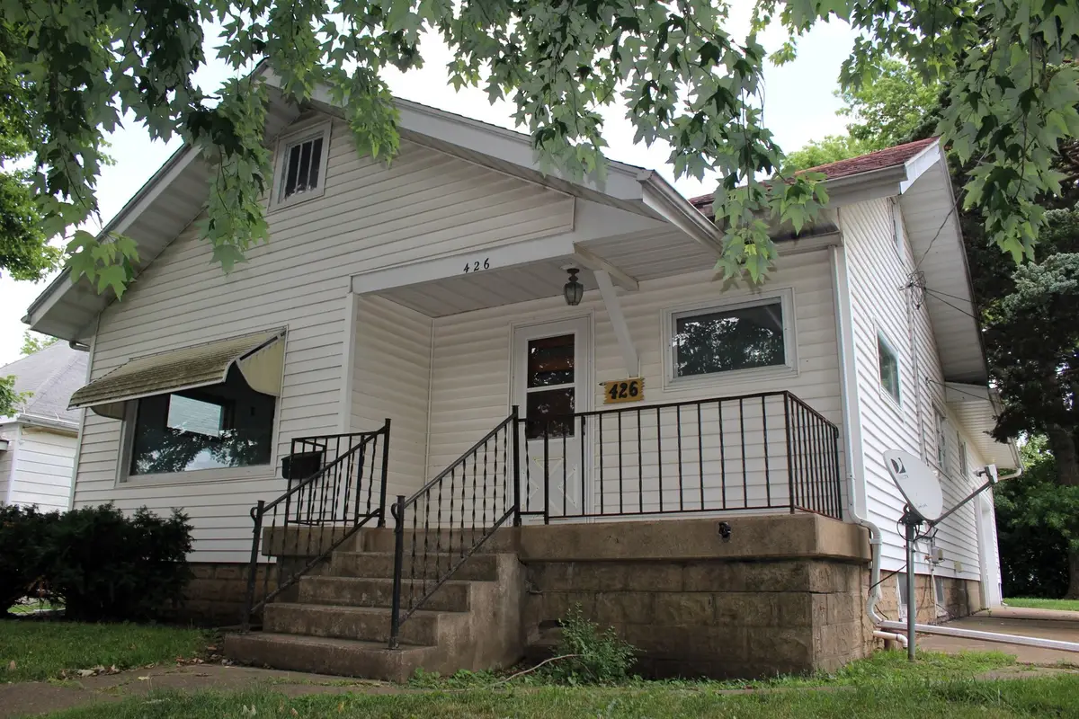 426 S Clinton Street, Clinton, IL 61727 - #1