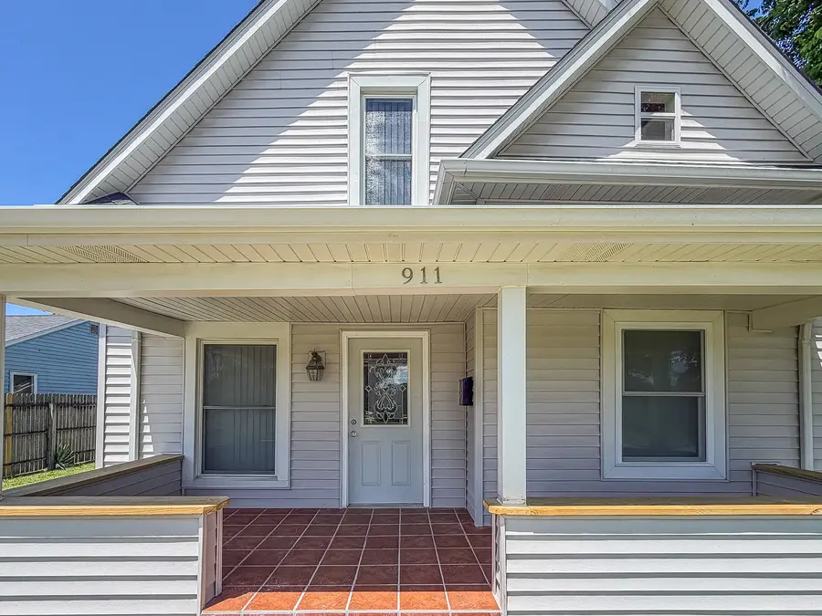 911 Forrest Street, Danville, IL 61832 - #2