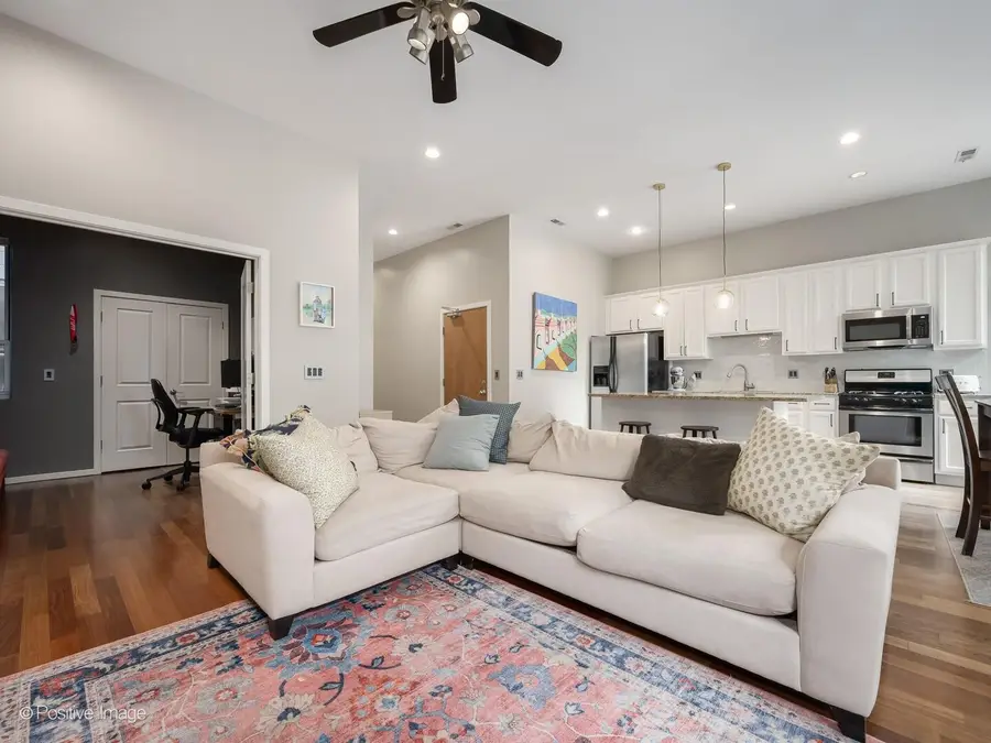 1719 N Western Avenue #2, Chicago, IL 60647 - #2