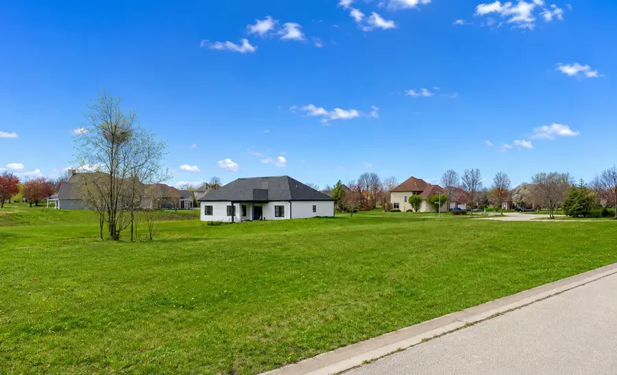 699 Greenfield Road, Sugar Grove, IL 60554 - #3