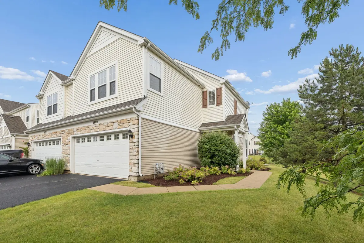 6700 Slate Drive #6700, Carpentersville, IL 60110 - #1