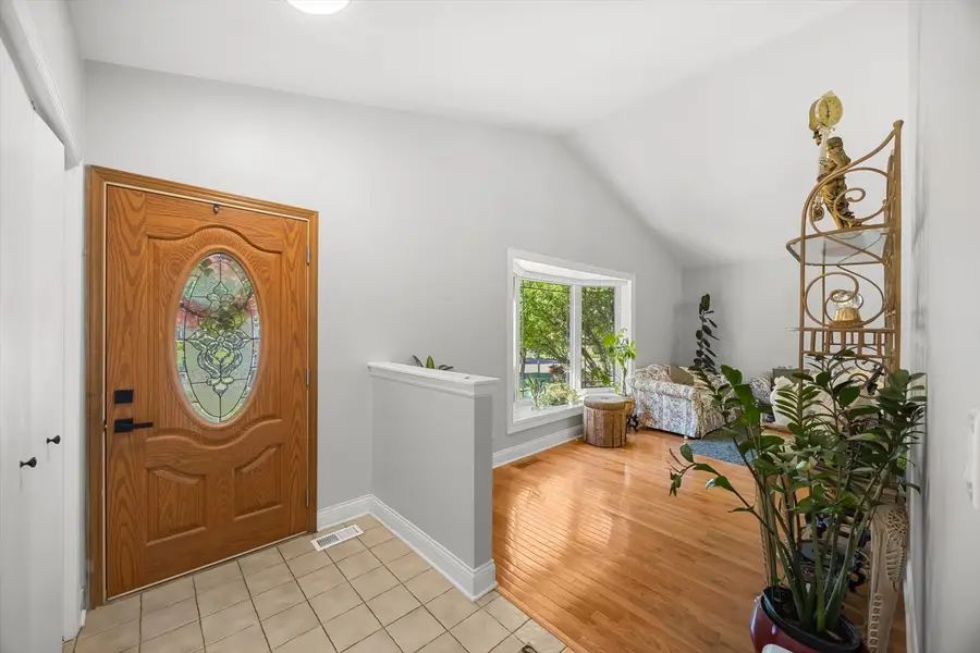 307 Terry Lane, Bloomingdale, IL 60108 - #2