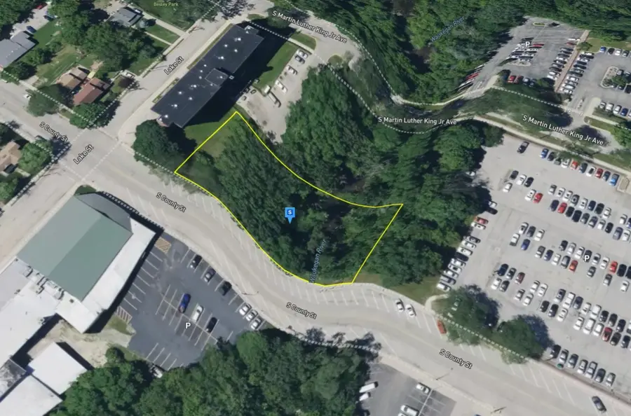 180 S County Street, Waukegan, IL 60085 - #3