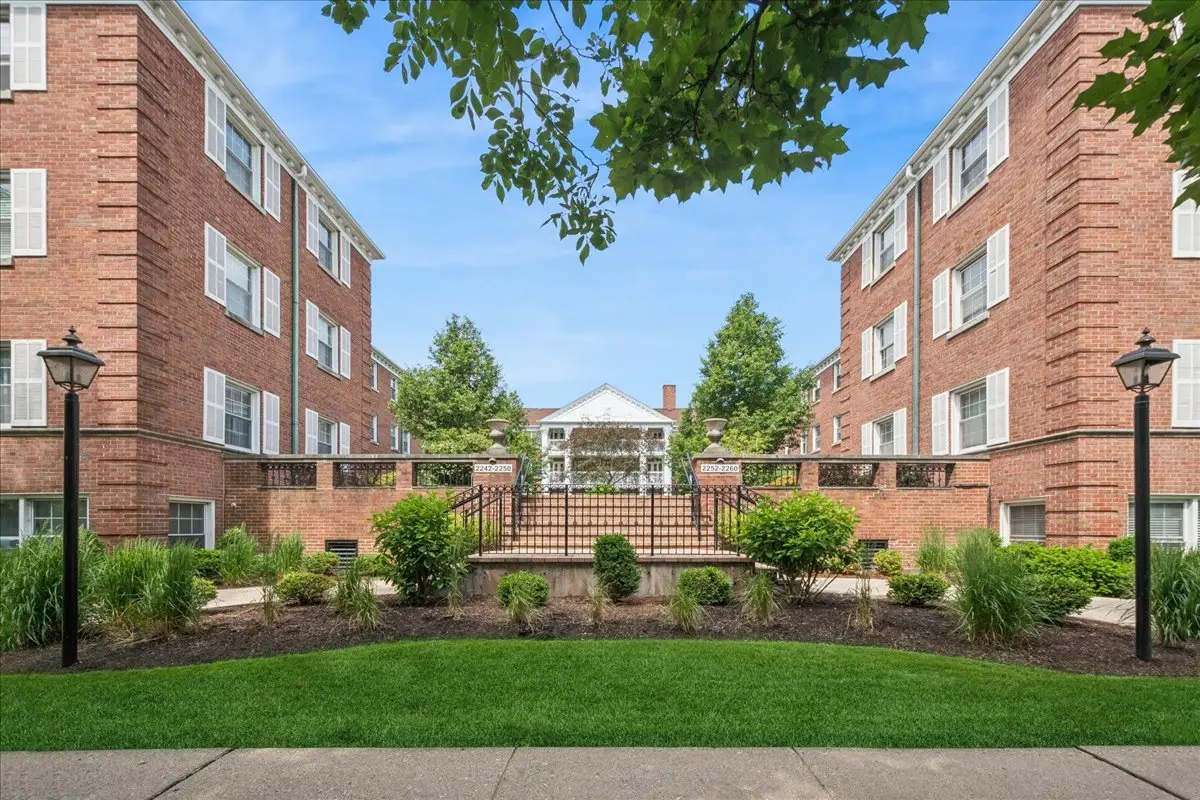 2246 Sherman Avenue #1, Evanston, IL 60201 - #1
