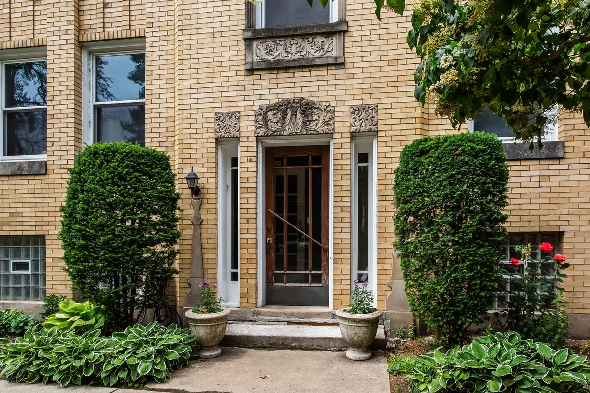 6140 N Hamilton Avenue #1S, Chicago, IL 60659 - #1