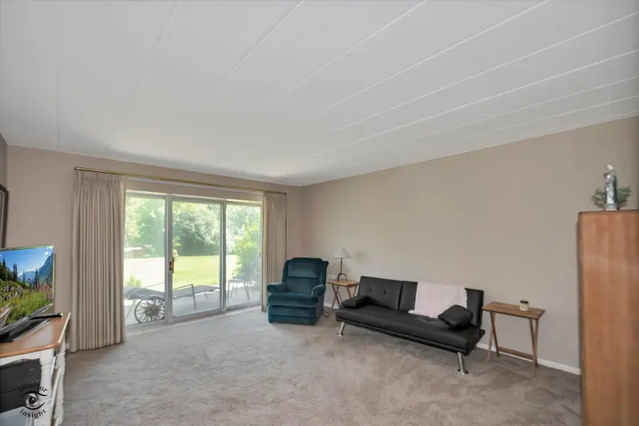 5540 Walnut Avenue #33A, Downers Grove, IL 60515 - #2