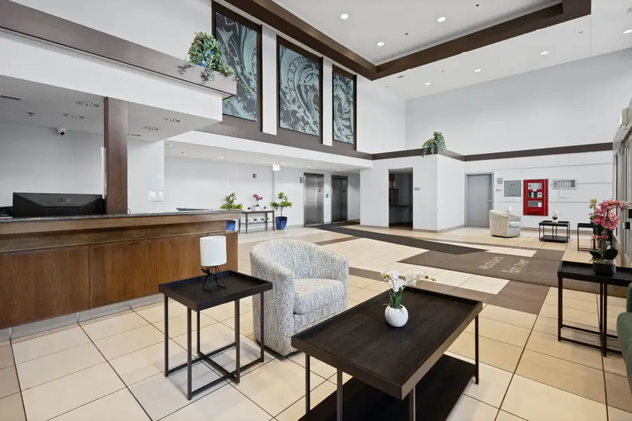 100 N Hermitage Avenue #908, Chicago, IL 60612 - #2