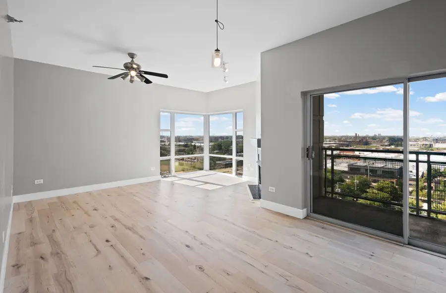 100 N Hermitage Avenue #908, Chicago, IL 60612 - #3