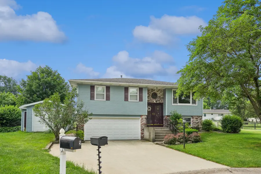 7 Hillcrest Court, Eldridge, IA 52748 - #2