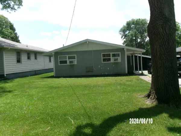 423 W Chestnut Street, Hoopeston, IL 60942