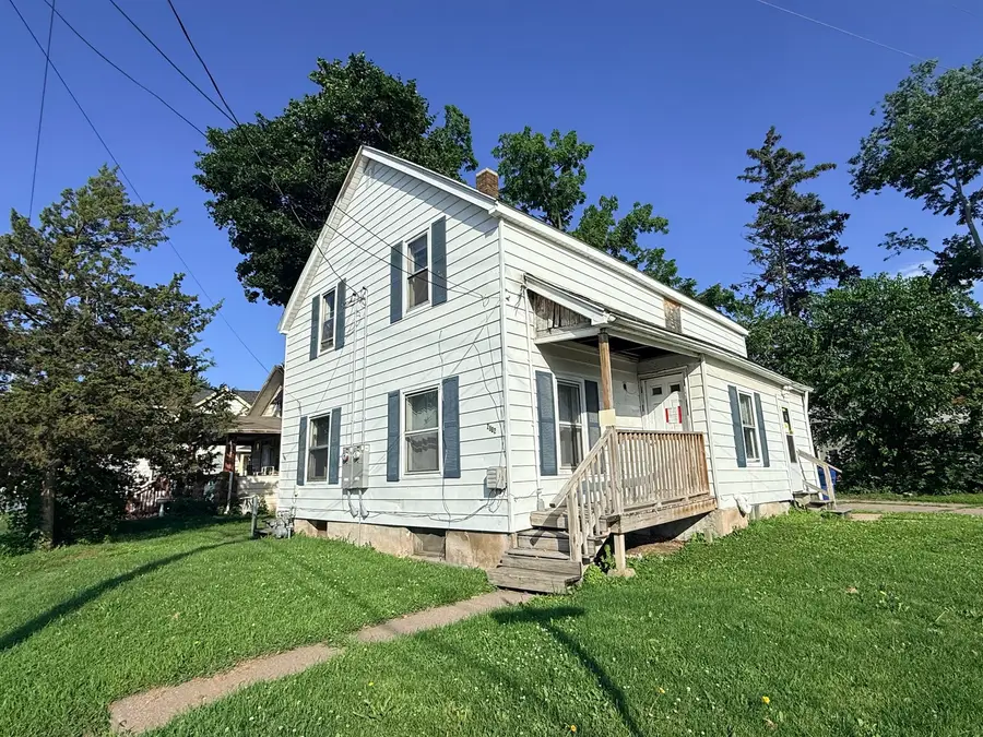 2802 Rockingham Road, Davenport, IA 52802 - #2