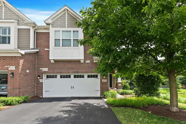 4275 Fiona Lane, Lisle, IL 60532