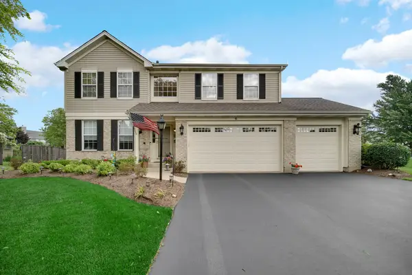 6 Yorkshire Court, Algonquin, IL 60102
