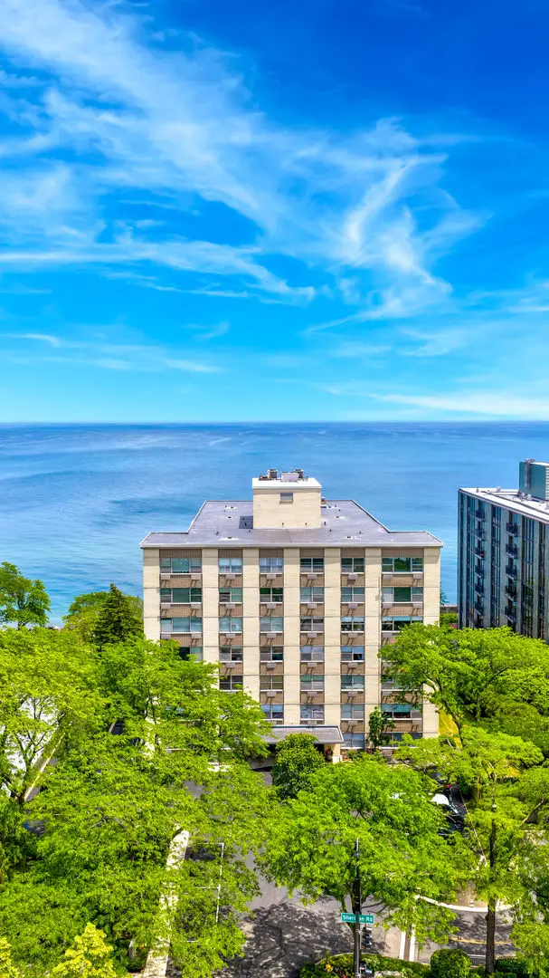 1440 Sheridan Road #706, Wilmette, IL 60091 - #2