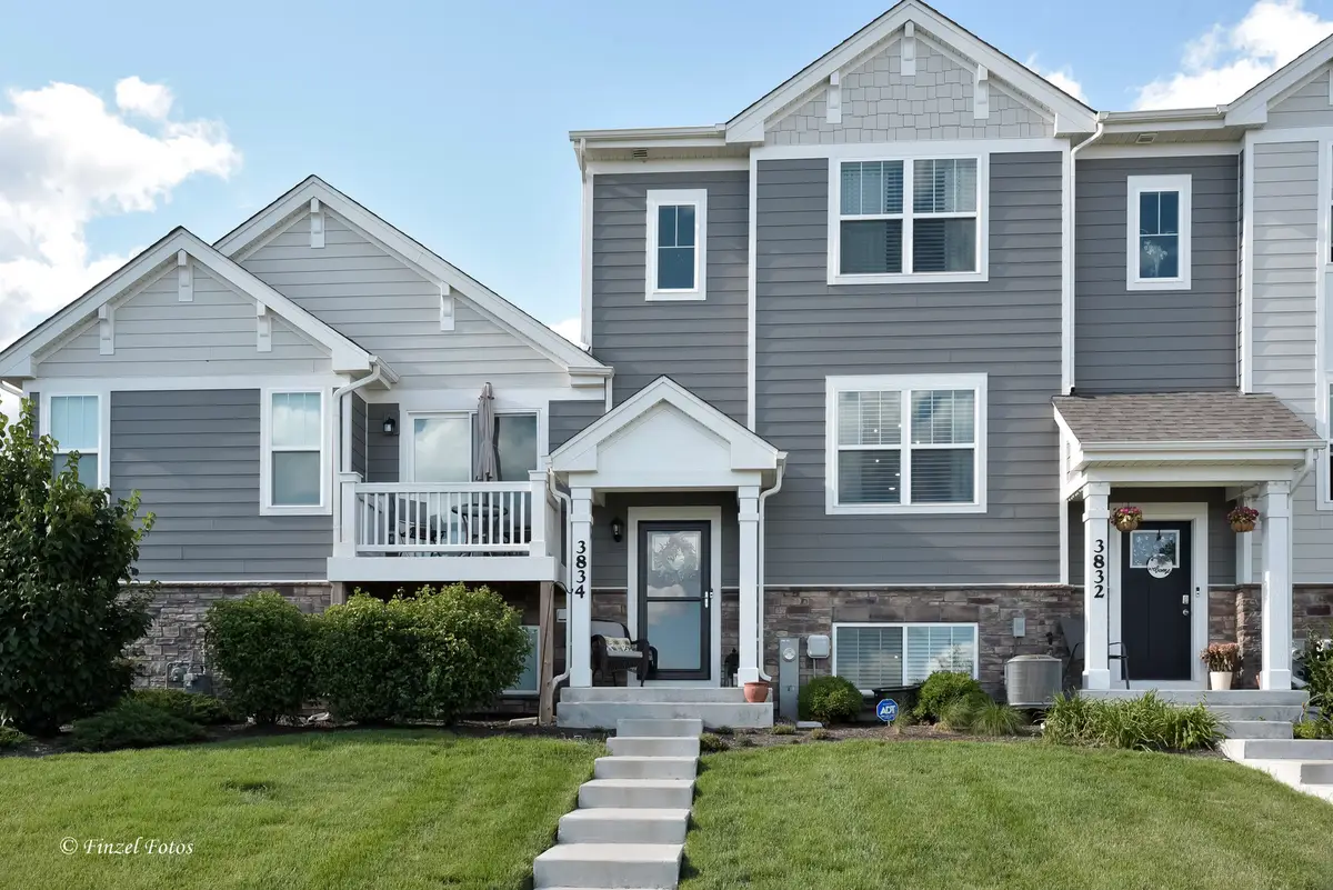 3834 Gansett Parkway, Elgin, IL 60124 - #1