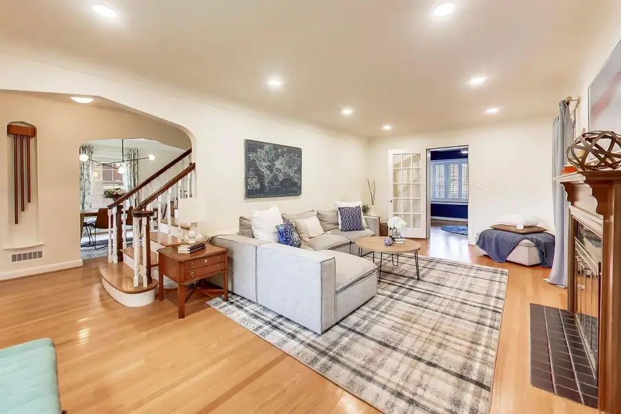 1228 Linden Avenue, Oak Park, IL 60302 - #3