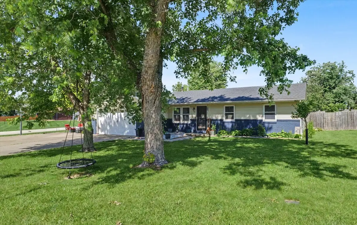 1202 Robin Road, Mahomet, IL 61853 - #1