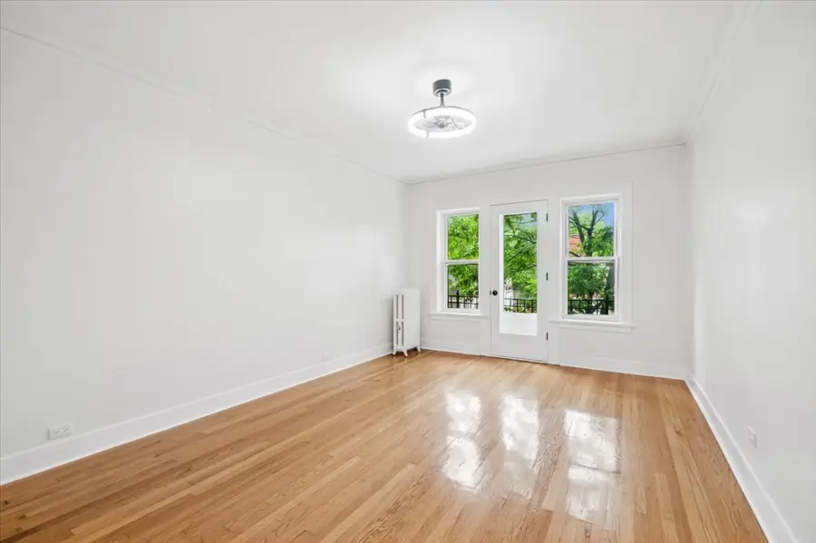 6454 N Damen Avenue #2, Chicago, IL 60645 - #3