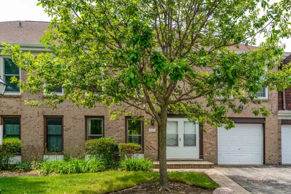 805 Garfield Avenue, Libertyville, IL 60048