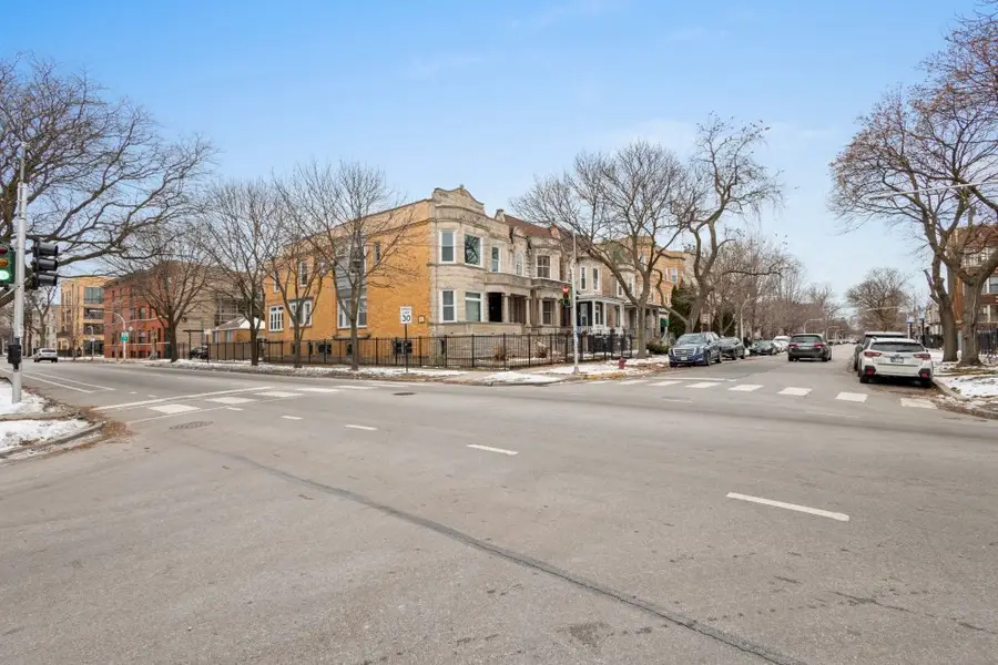 6556 S Woodlawn Avenue, Chicago, IL 60637 - #3