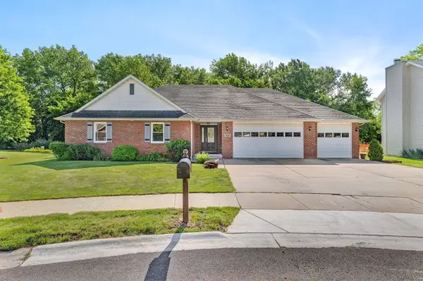 525 Stacey Court, Braidwood, IL 60408
