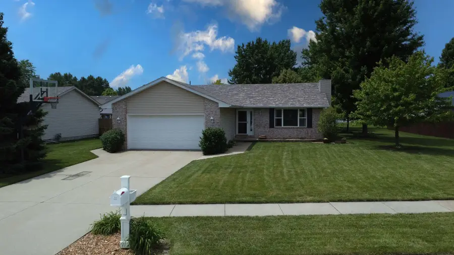 695 Cherokee Drive, Bourbonnais, IL 60914 - #2