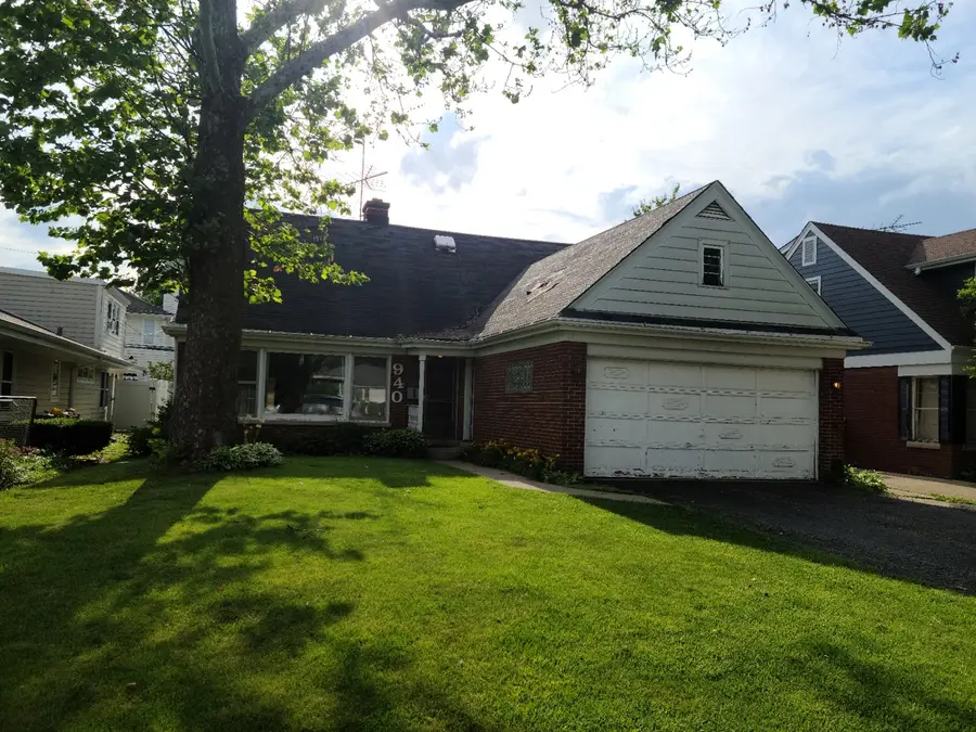 940 S Kensington Avenue, La Grange, IL 60525 - #2