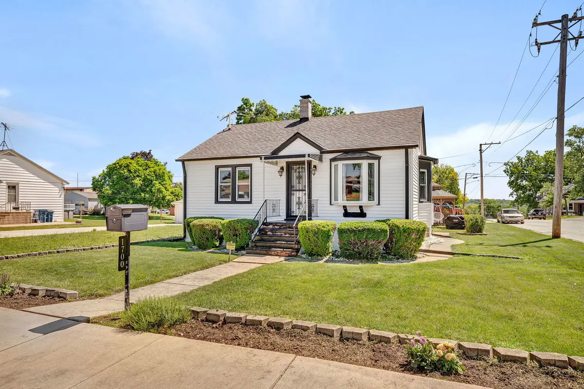 1700 Cora Street, Crest Hill, IL 60403 - #1