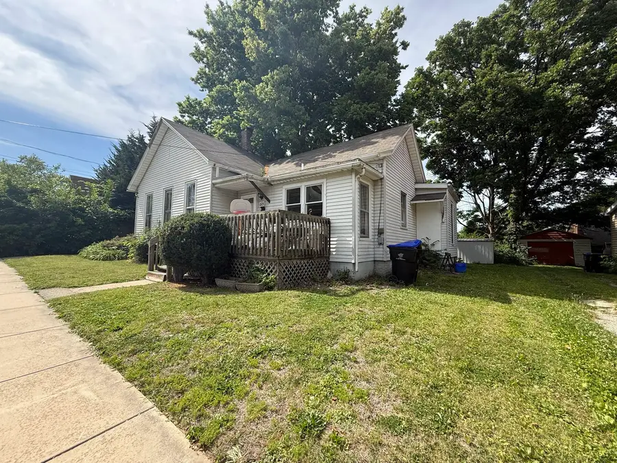 815 W Mill Street, Bloomington, IL 61701 - #2
