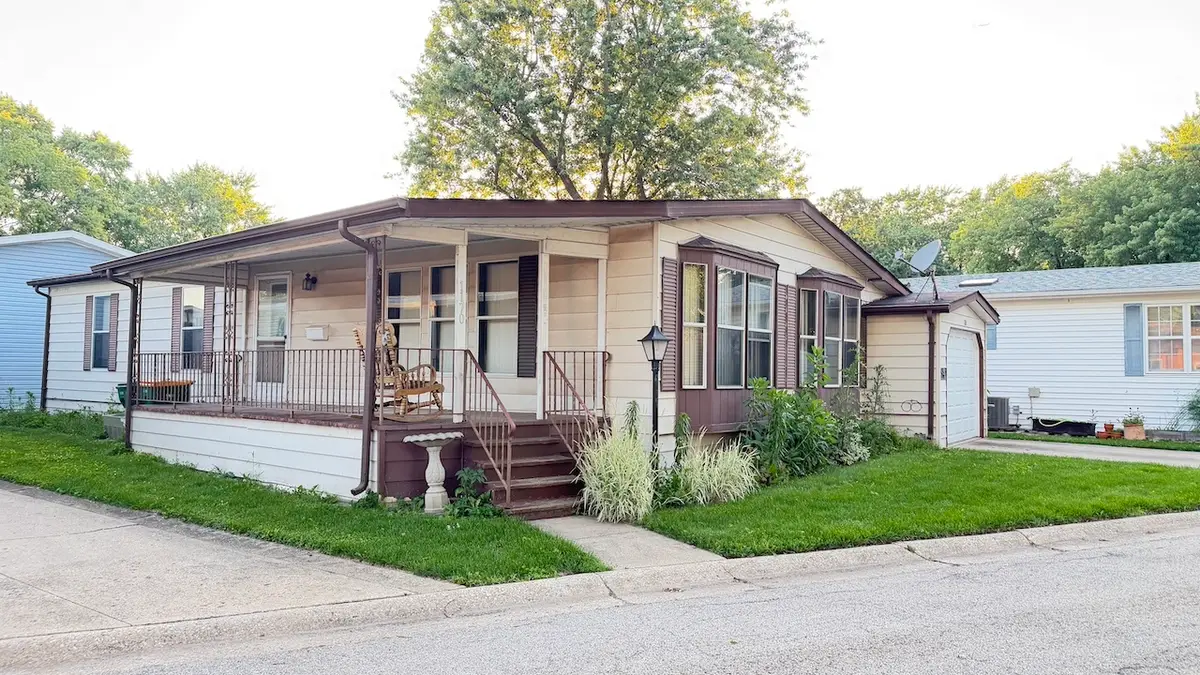 1170 Rainbow Road, Elgin, IL 60123 - #1