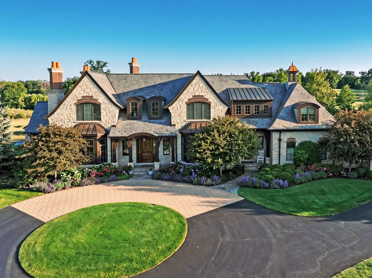 1330 W Whitmore Court, Lake Forest, IL 60045 - #1