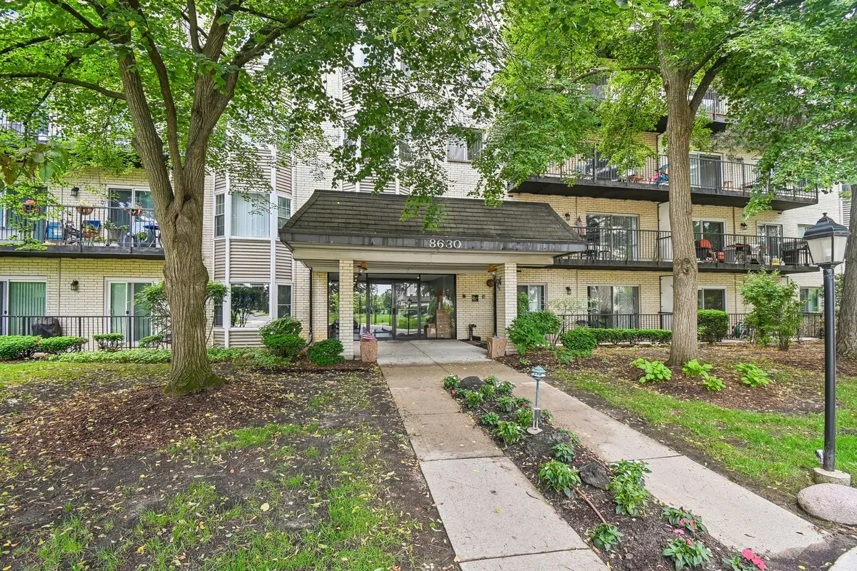 8630 Waukegan Road #414, Morton Grove, IL 60053 - #1