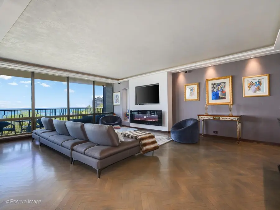 1040 N Lake Shore Drive #7C, Chicago, IL 60611 - #3