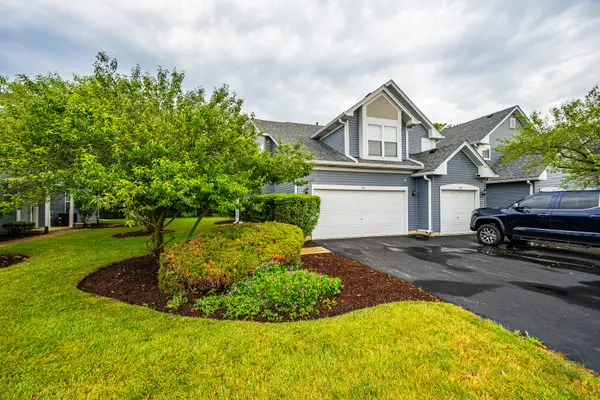 201 Huntington Court, Oswego, IL 60543