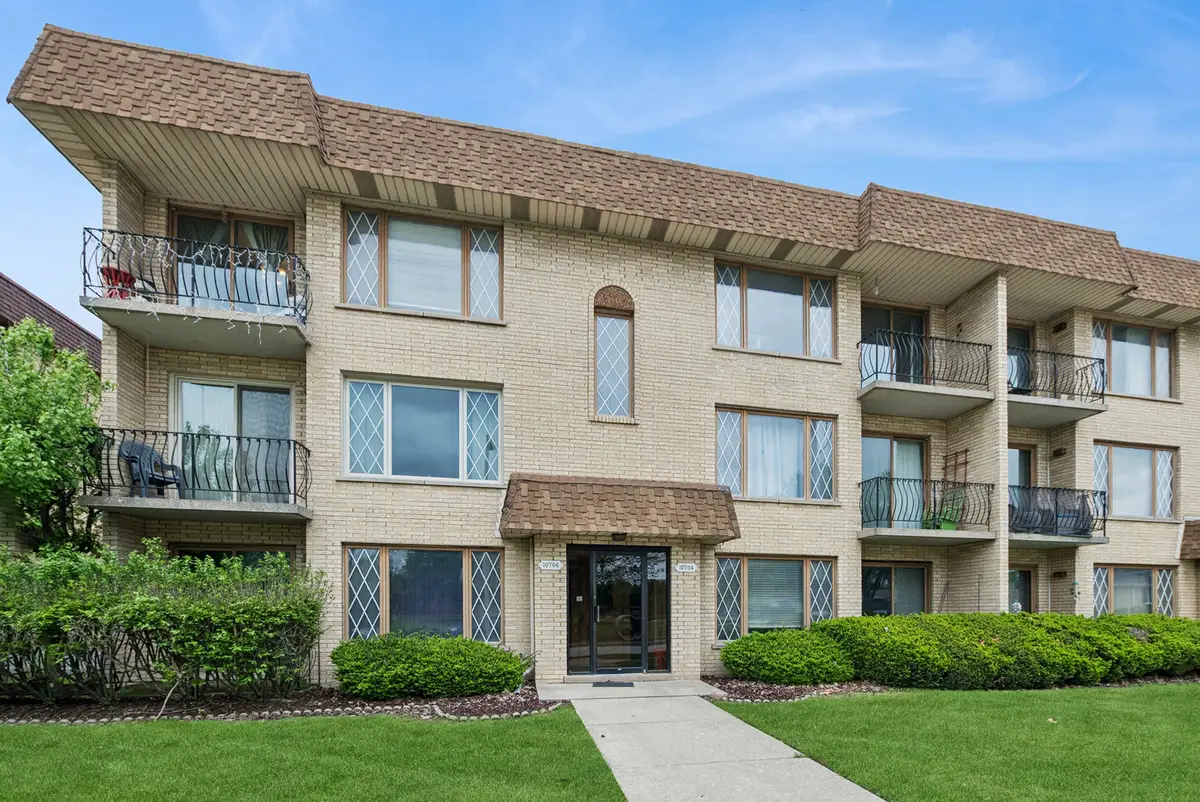10704 Kilpatrick Avenue #3B, Oak Lawn, IL 60453 - #1