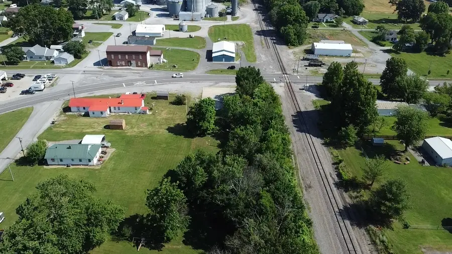 208 E Main Street, Waltonville, IL 62894 - #3
