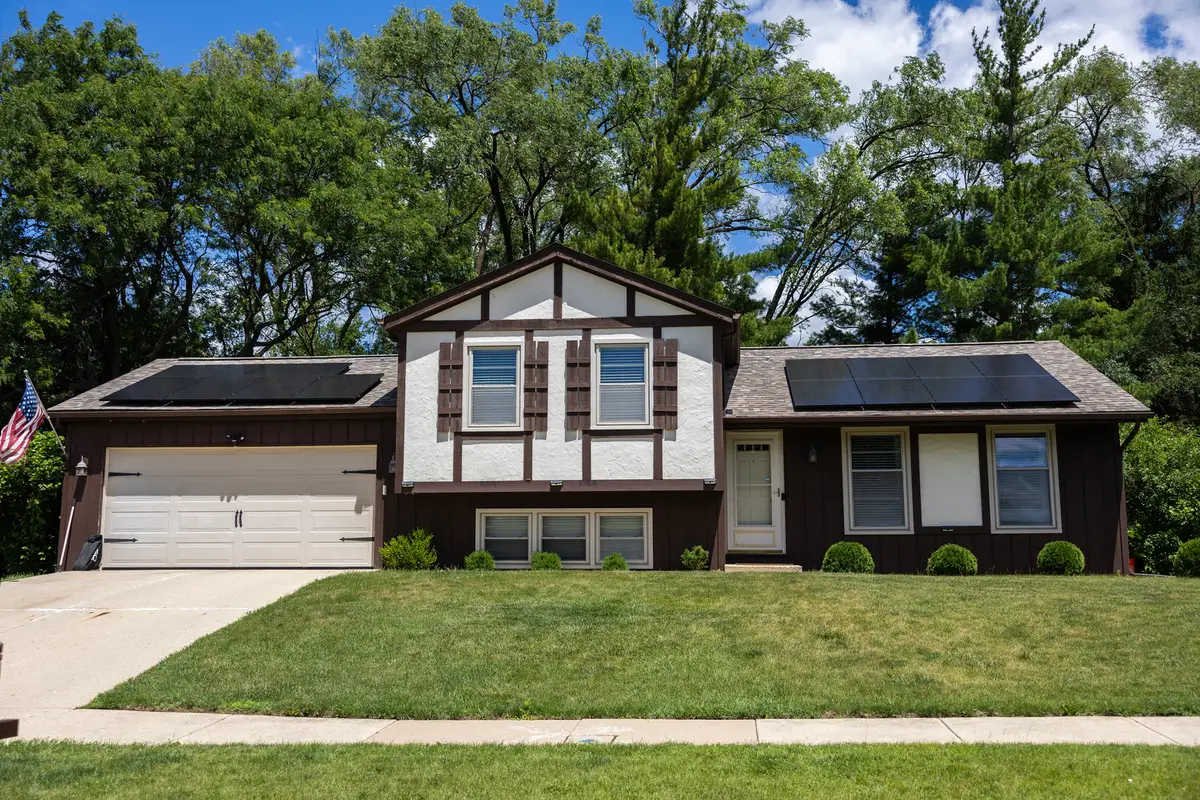 800 Marston Avenue, Glen Ellyn, IL 60137 - #1