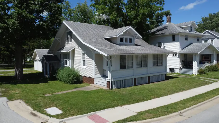 500 E Walnut Street, Watseka, IL 60970 - #2