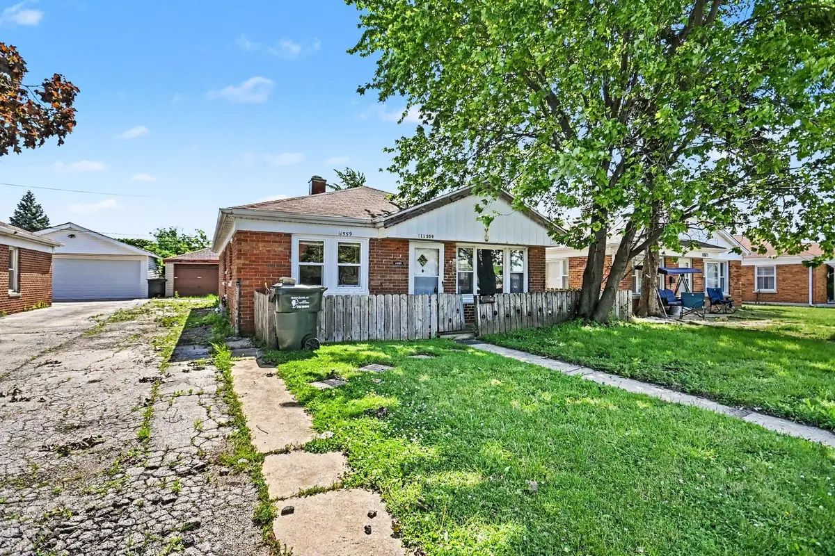11559 S Kedzie Avenue S, Merrionette Park, IL 60803 - #1