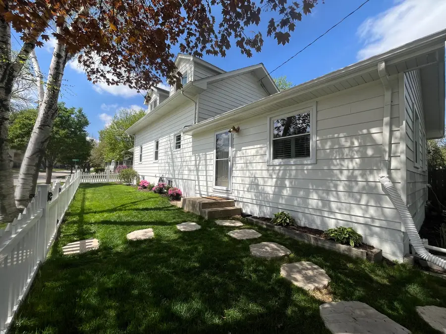 701 Edison Street, Geneva, IL 60134 - #2