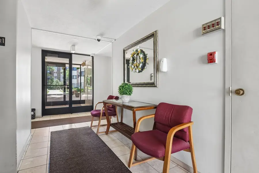 5500 W Lincoln Avenue #111E, Morton Grove, IL 60053 - #2