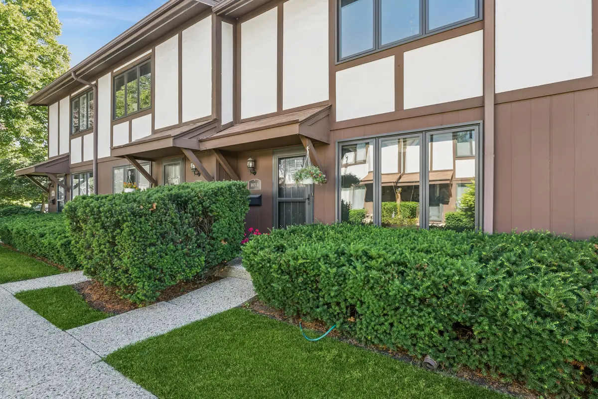 1803 Henley Street #A, Glenview, IL 60025 - #1