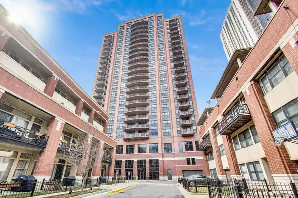 330 N Jefferson Street #907, Chicago, IL 60661
