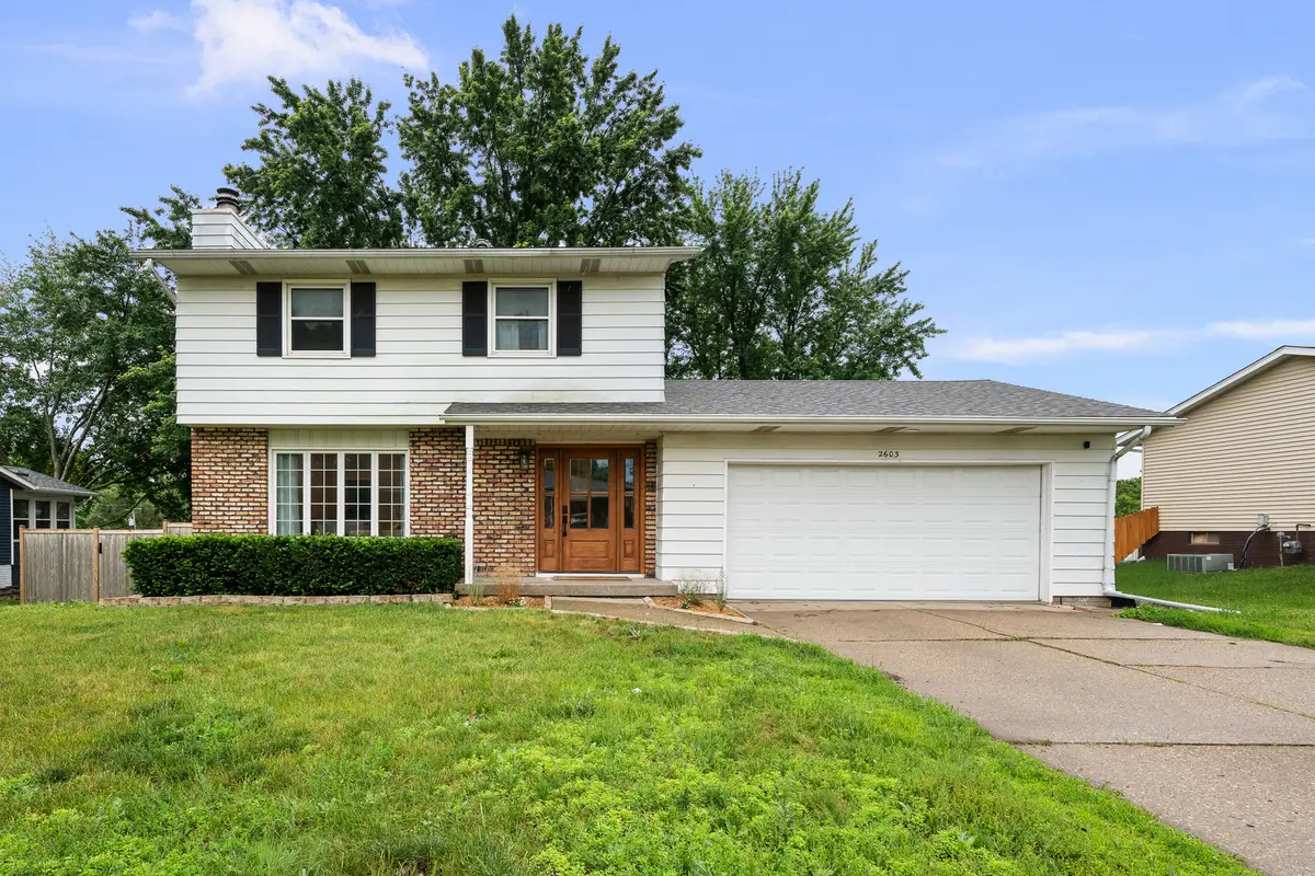 2603 E 35th Street Court, Davenport, IA 52807 - #1