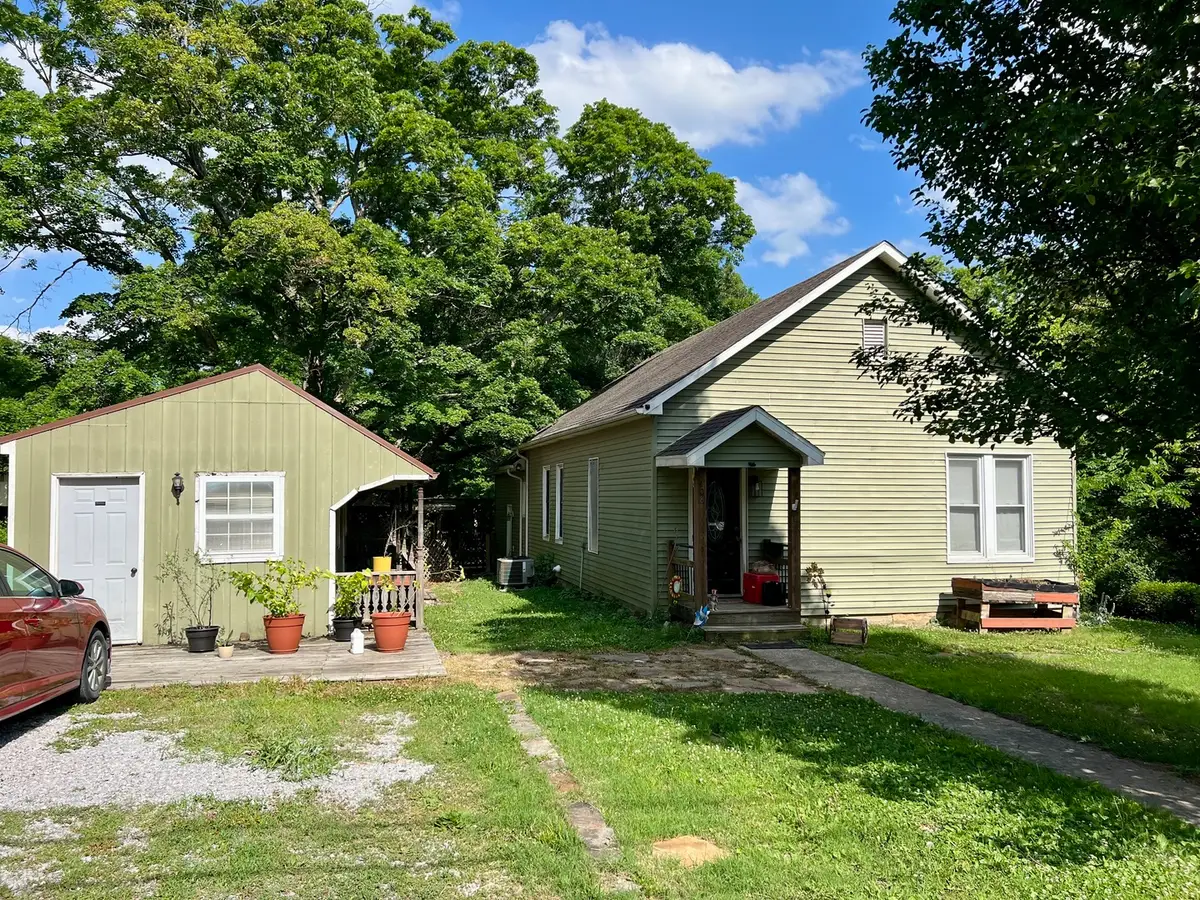 408 S Jefferson Street, Cobden, IL 62920 - #1